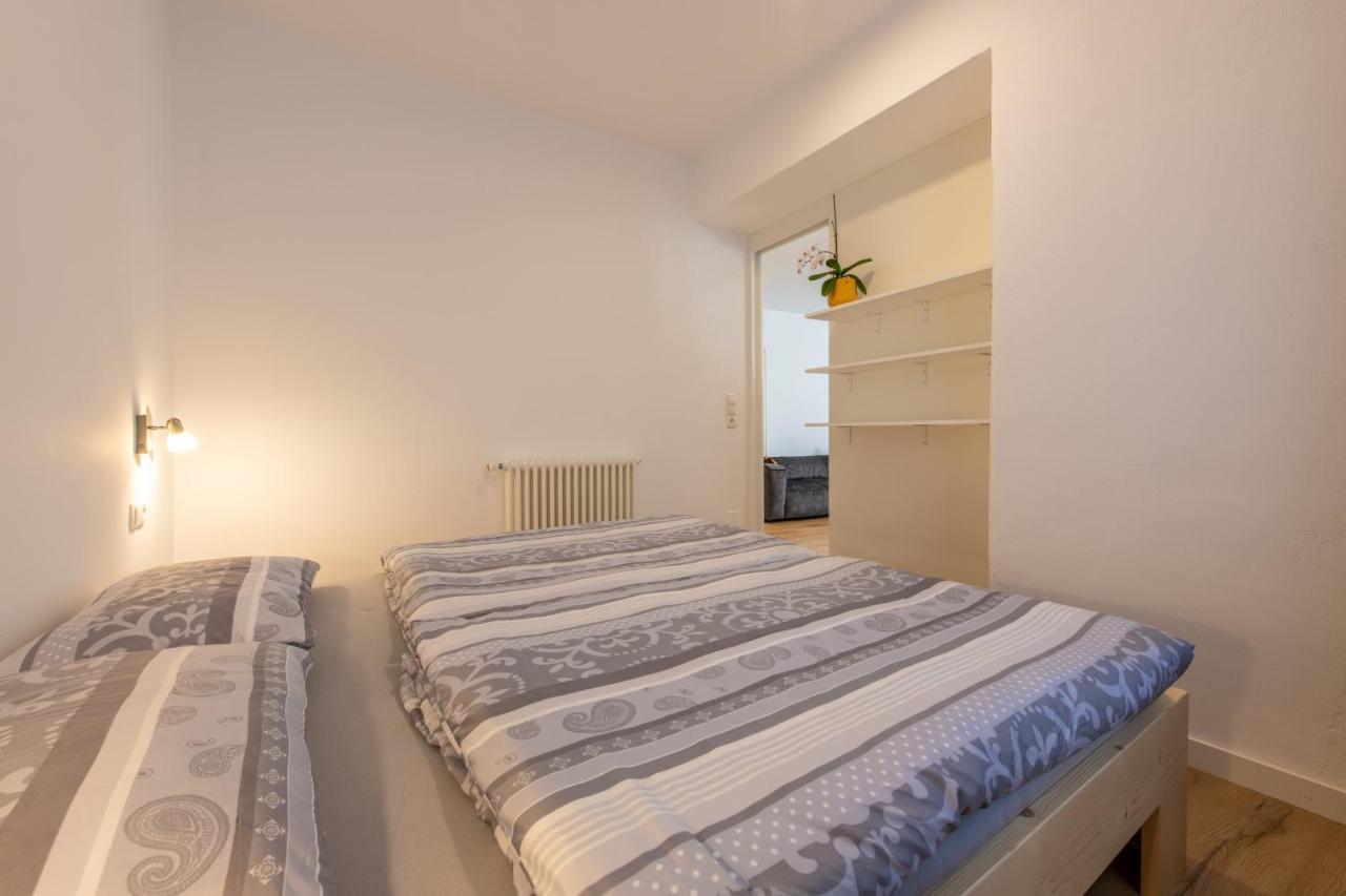 Ferienwohnung Heimat Living Like A Local Schlanders Exterior foto