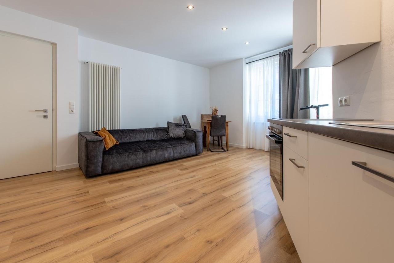 Ferienwohnung Heimat Living Like A Local Schlanders Exterior foto
